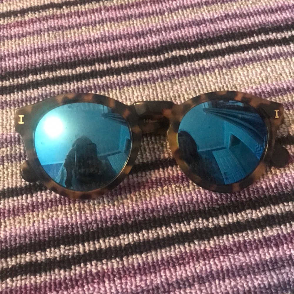 Illesteva sunglasses